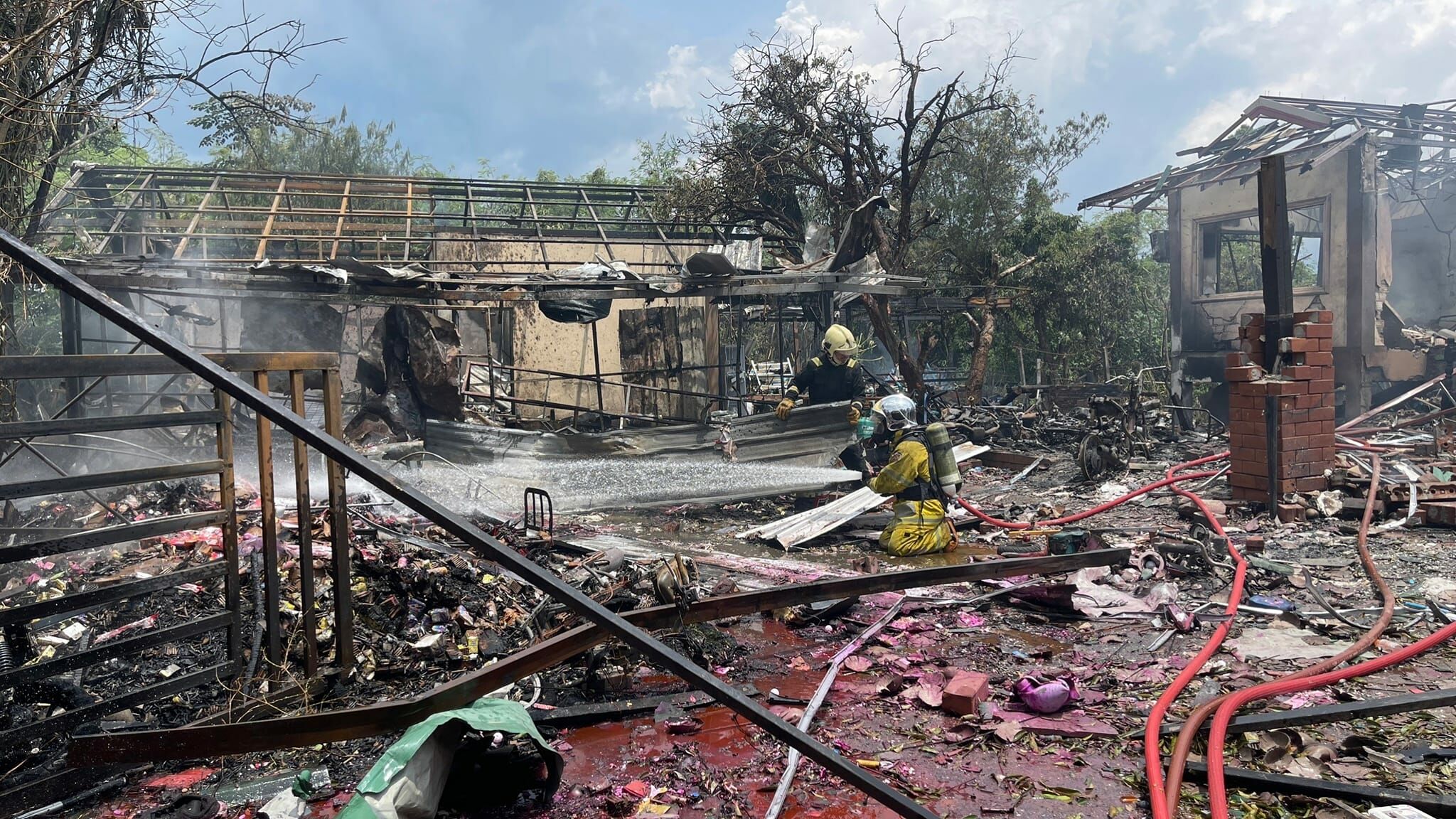 23 confirmed dead in Thai fireworks factory explosion - Wake Up Singapore